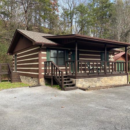 فيلا On Dolly Time 1 Mile From Dollywood بيدجن فورج المظهر الخارجي الصورة