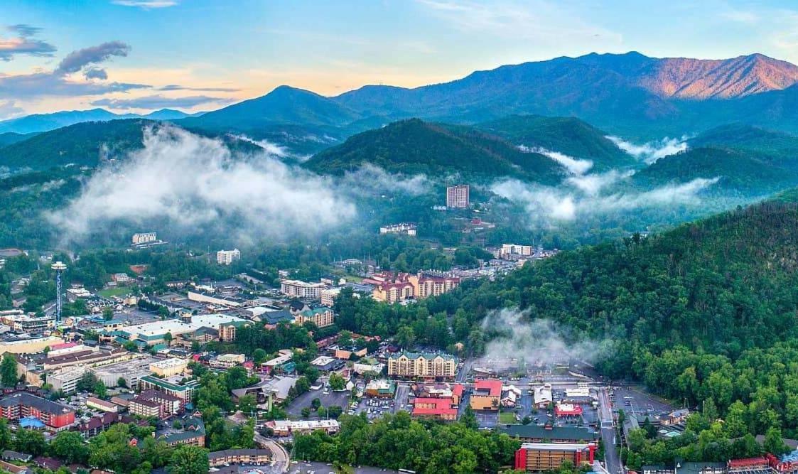 فيلا On Dolly Time 1 Mile From Dollywood بيدجن فورج المظهر الخارجي الصورة